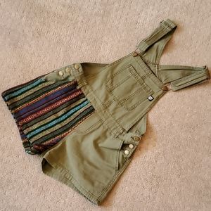 Super cute short overalls
